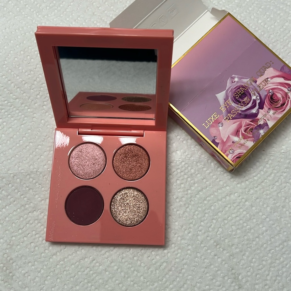 New unused Pat McGrath Eyeshadow Quad- Passion Fleur